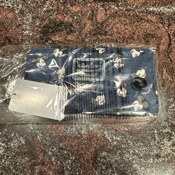 NWT Loungefly Denim Mickey wallet - Picture 2 of 5